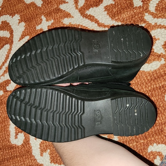 UGG Heather Women size 8 Waterproof Black Leather/Suede Boots - Picture 12 of 15